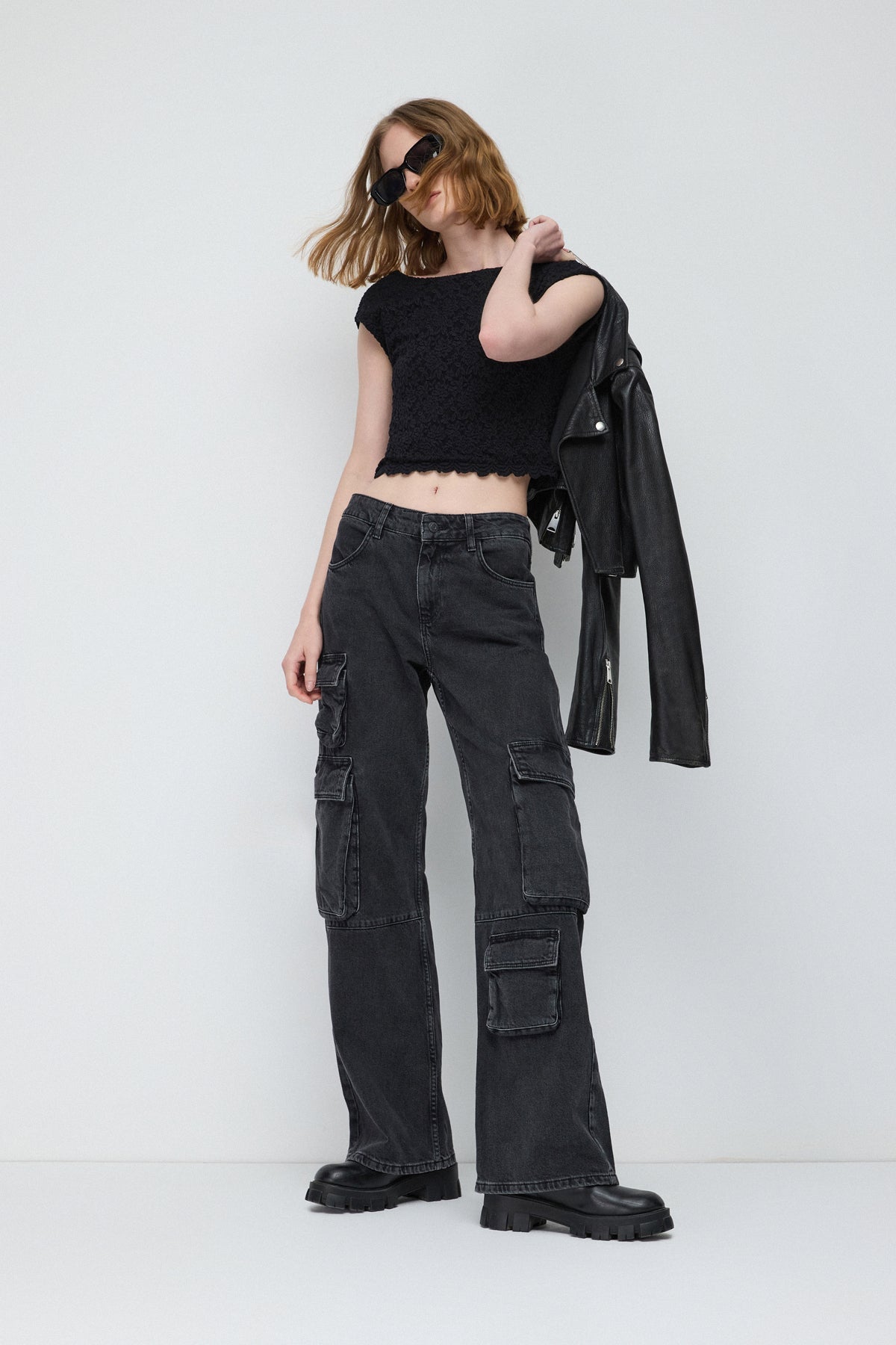Rückenfreies Spitzen-Crop-Top