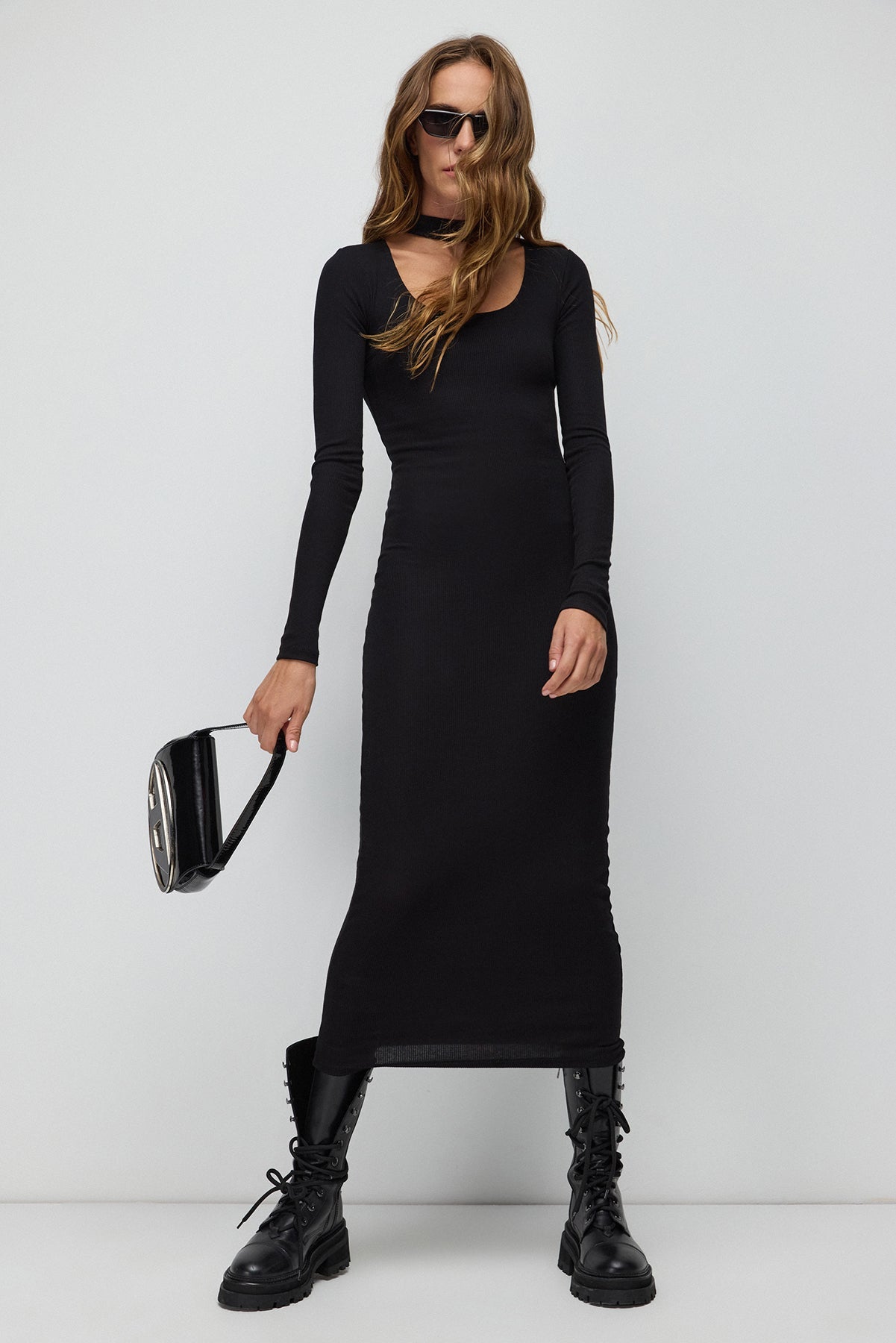 Midikleid mit rückenfreiem Design