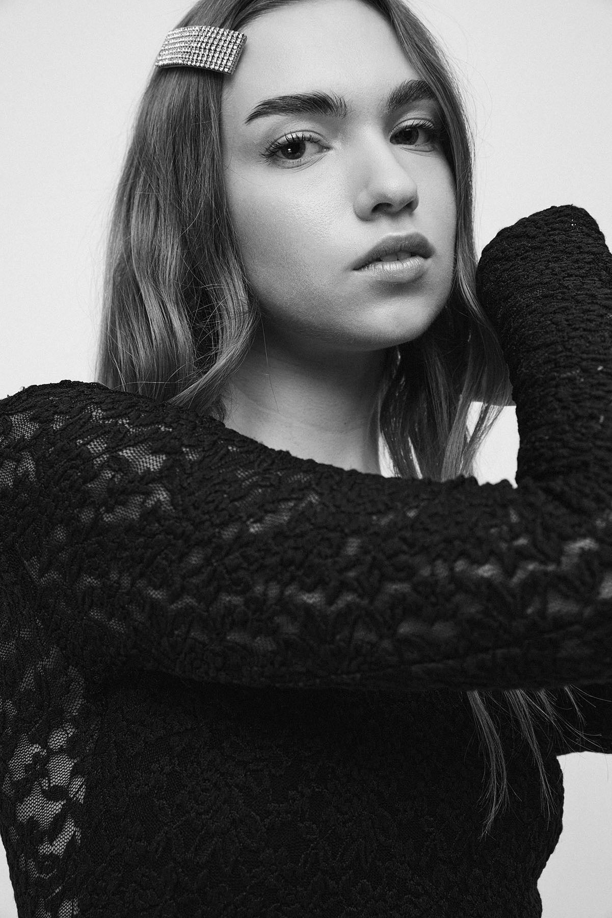 Rückenfreies, langärmeliges Crop-Top