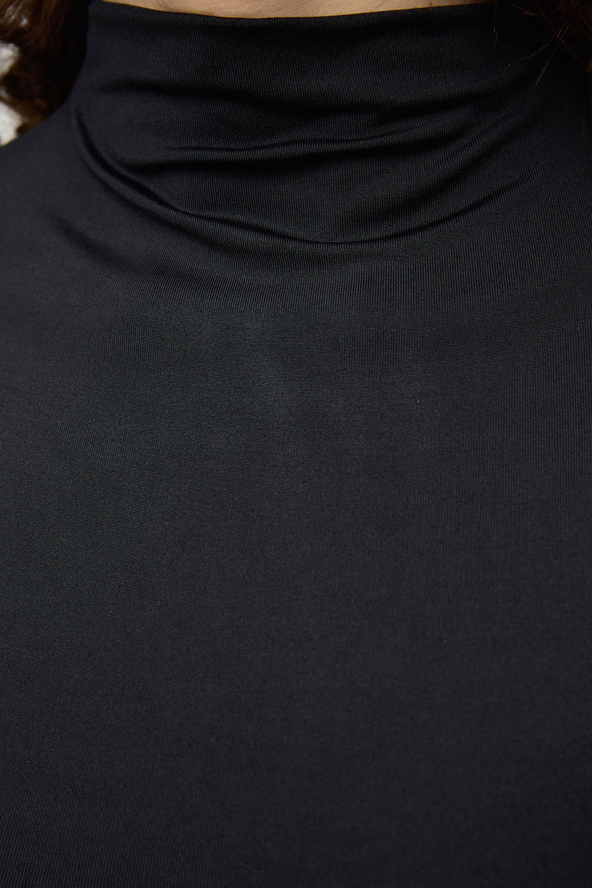 Rückenfreie Crop-Bluse
