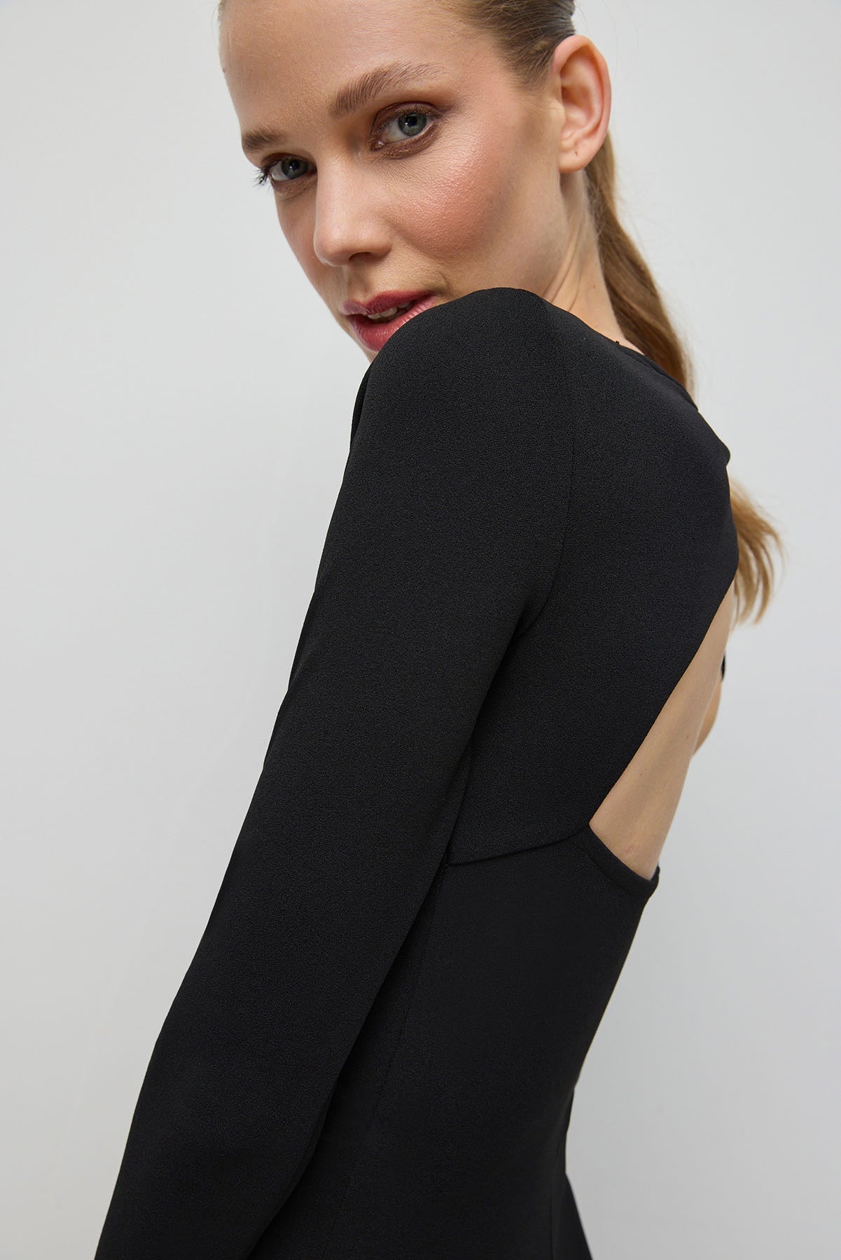 Langärmeliges Minikleid