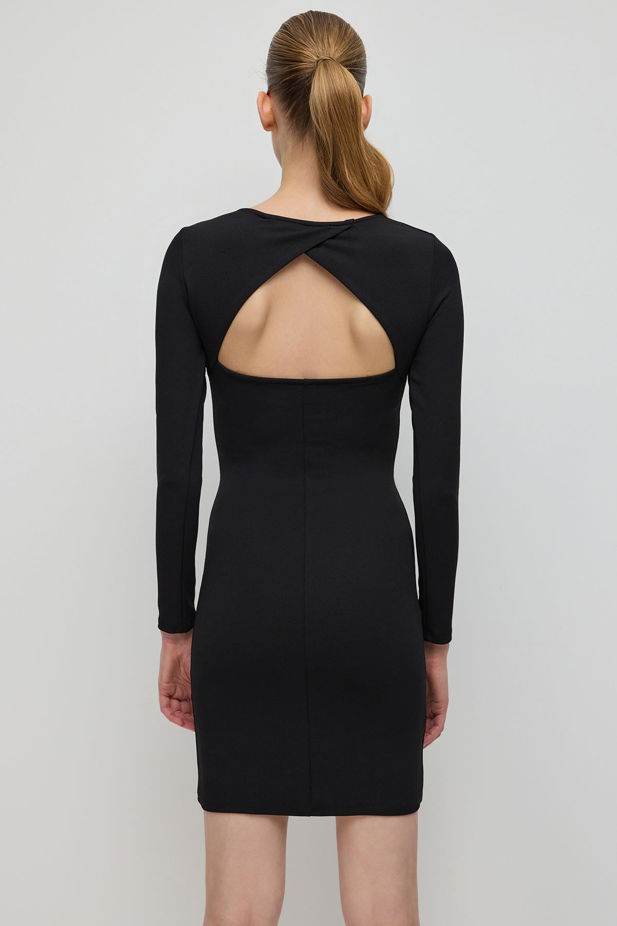 Langärmeliges Minikleid
