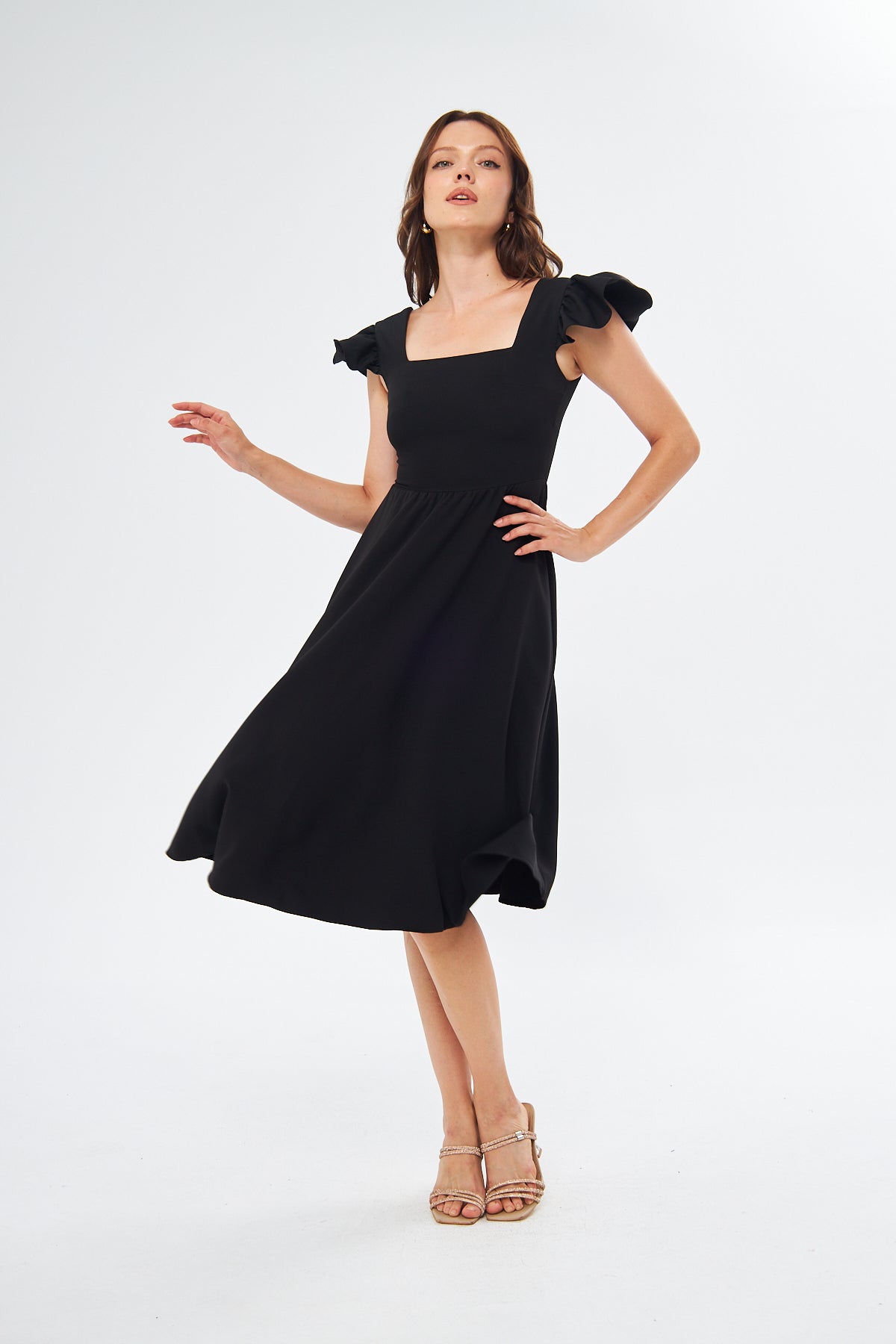 Midikleid mit eckigem Ausschnitt