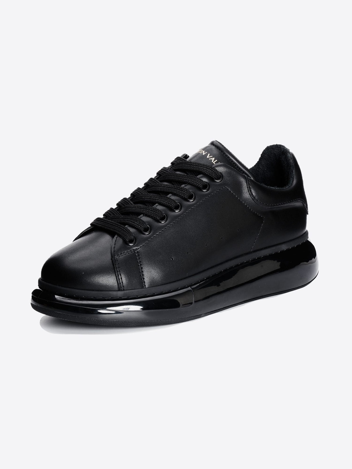 Sportschuhe mit Ballonsohle – Schwarz