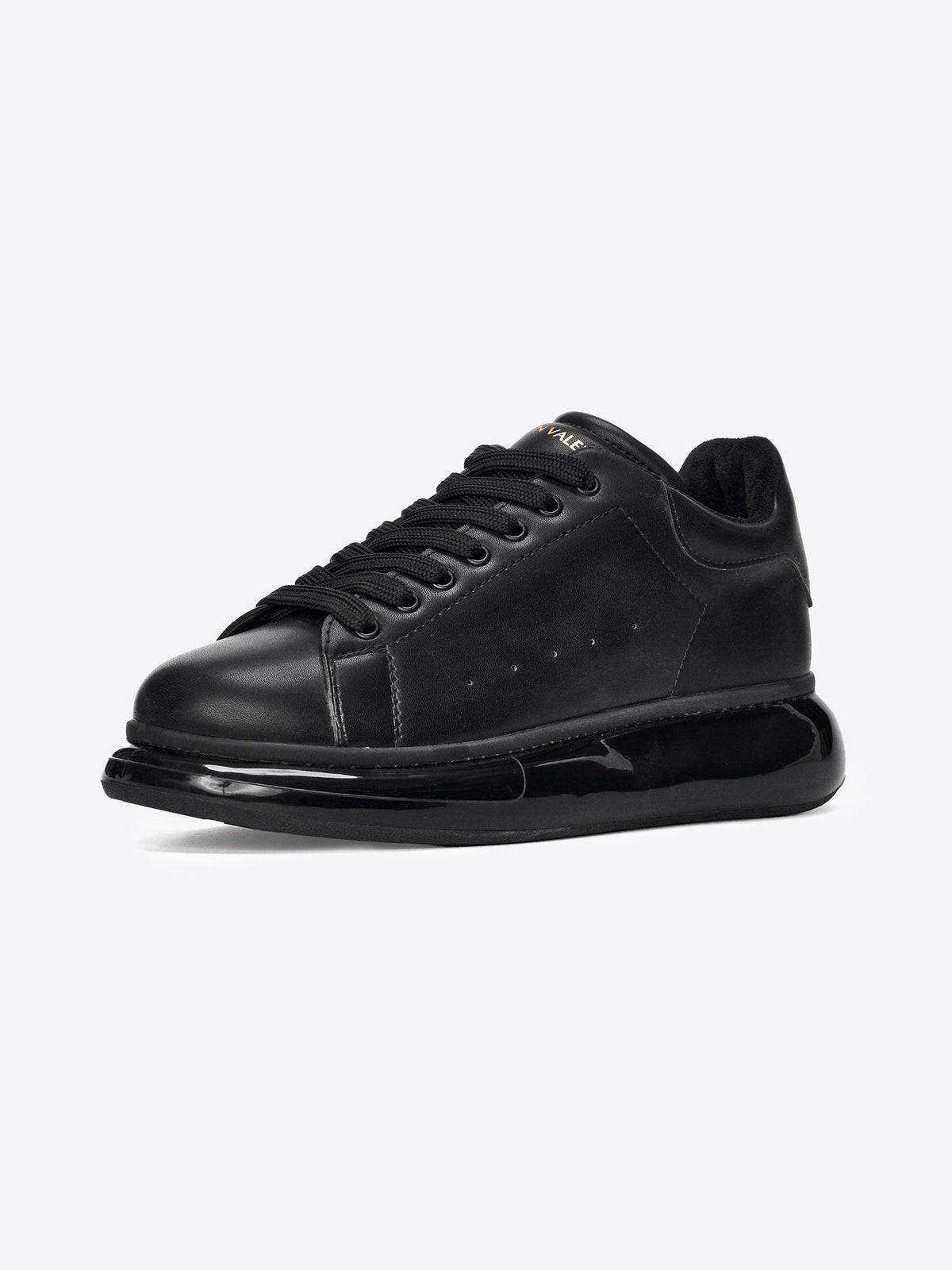 Sportschuhe mit Ballonsohle – Schwarz