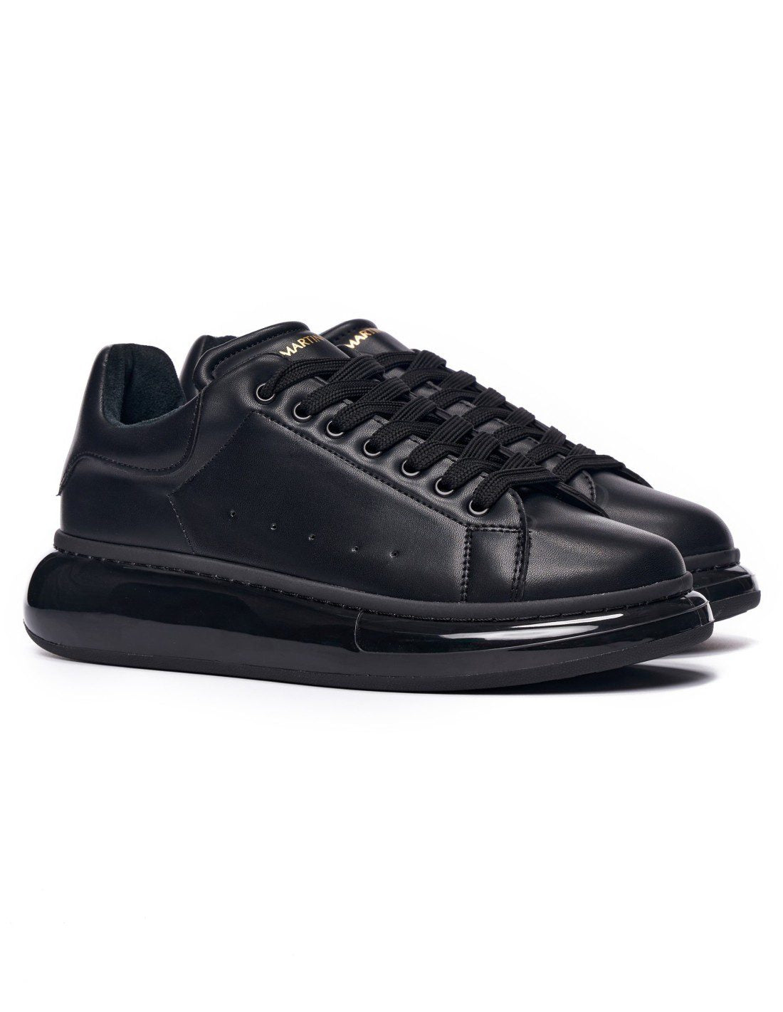 Sportschuhe mit Ballonsohle – Schwarz