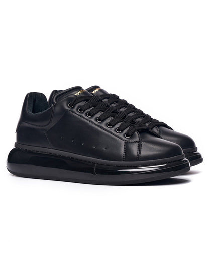 Sportschuhe mit Ballonsohle – Schwarz