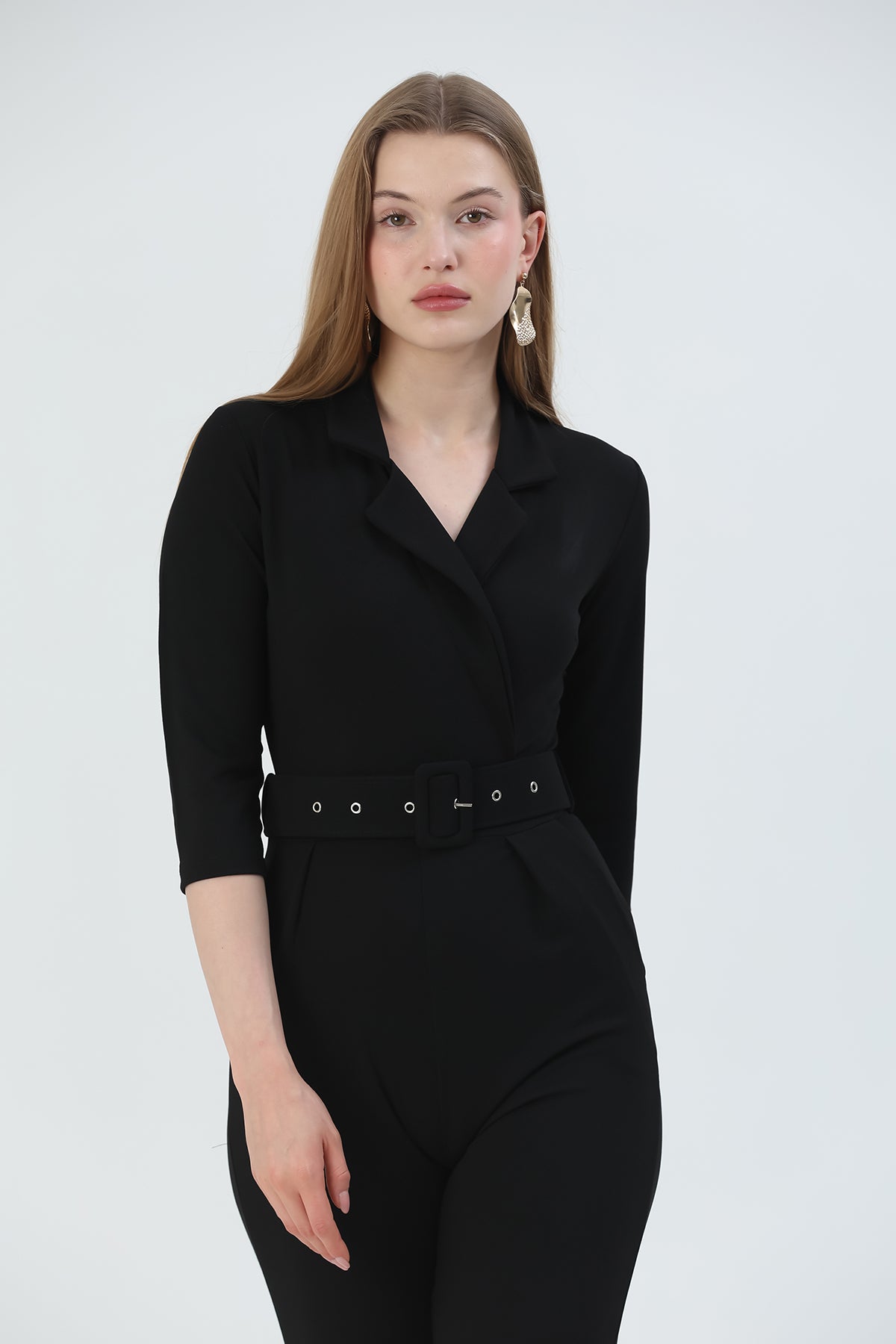 Wickelkragen-Jumpsuit mit langen Ärmeln