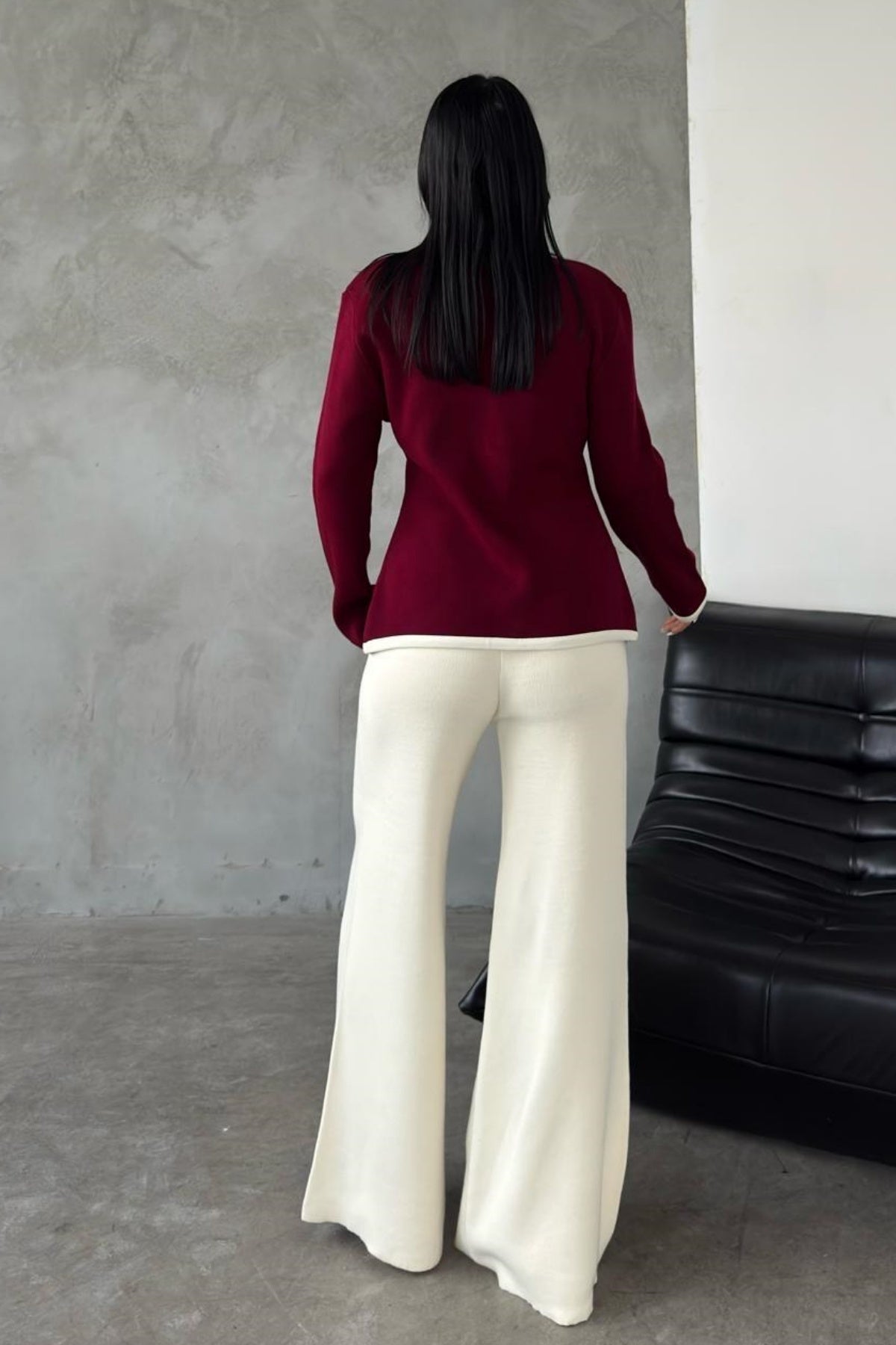 Strickwaren-Set (Oberteil und Hose): Hochgeschnittene Hose und V-Ausschnitt-Strickjacke