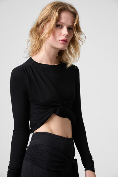 SLATE Knotenvorn Crop-Bluse