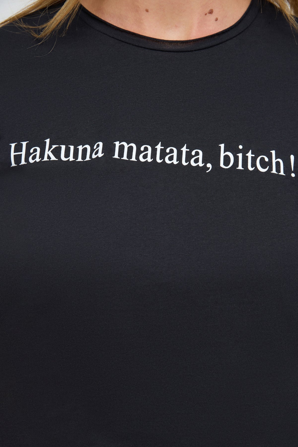 Einfaches T-Shirt mit Slogan-Aufdruck