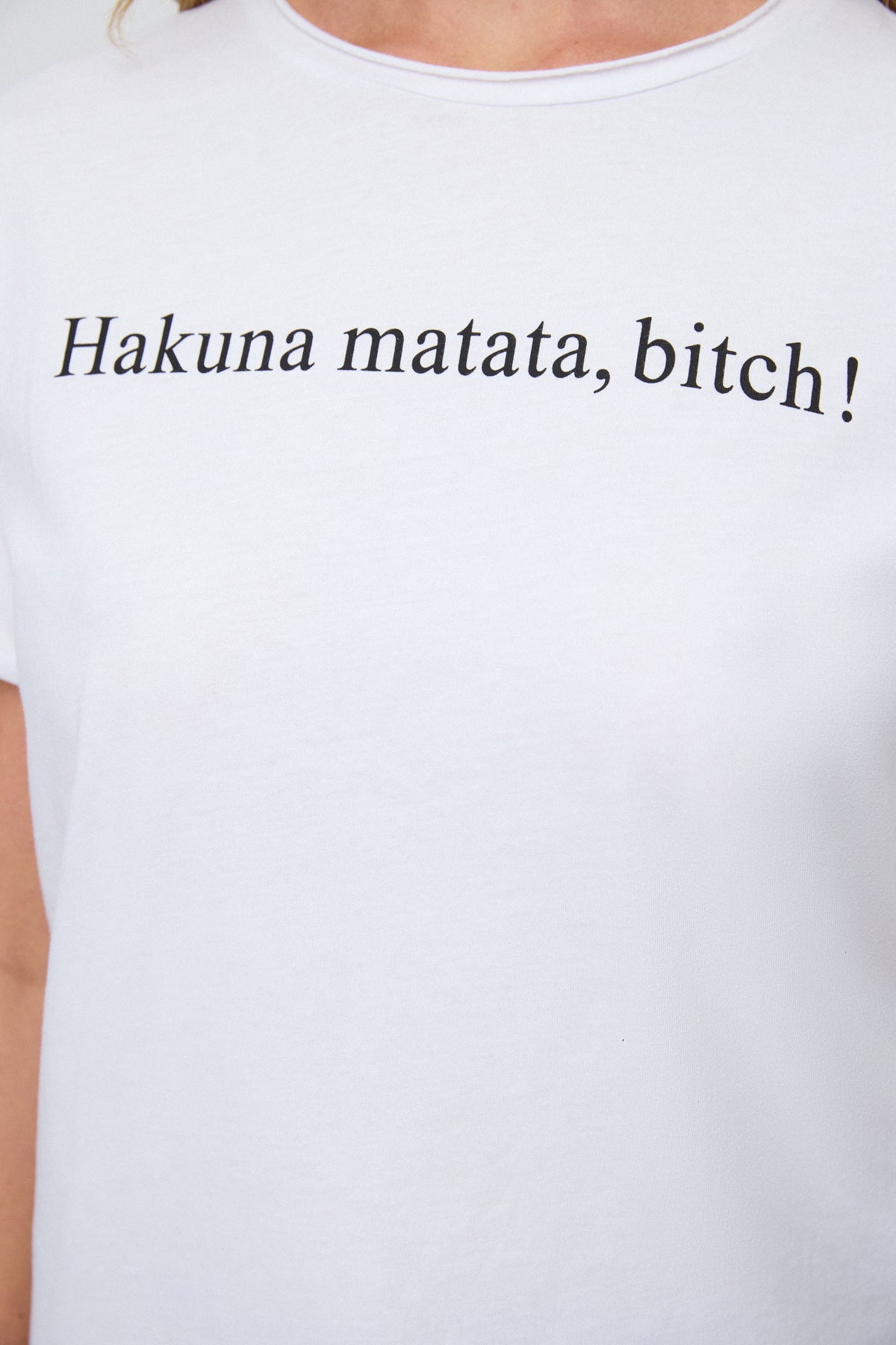 Einfaches T-Shirt mit Slogan-Aufdruck