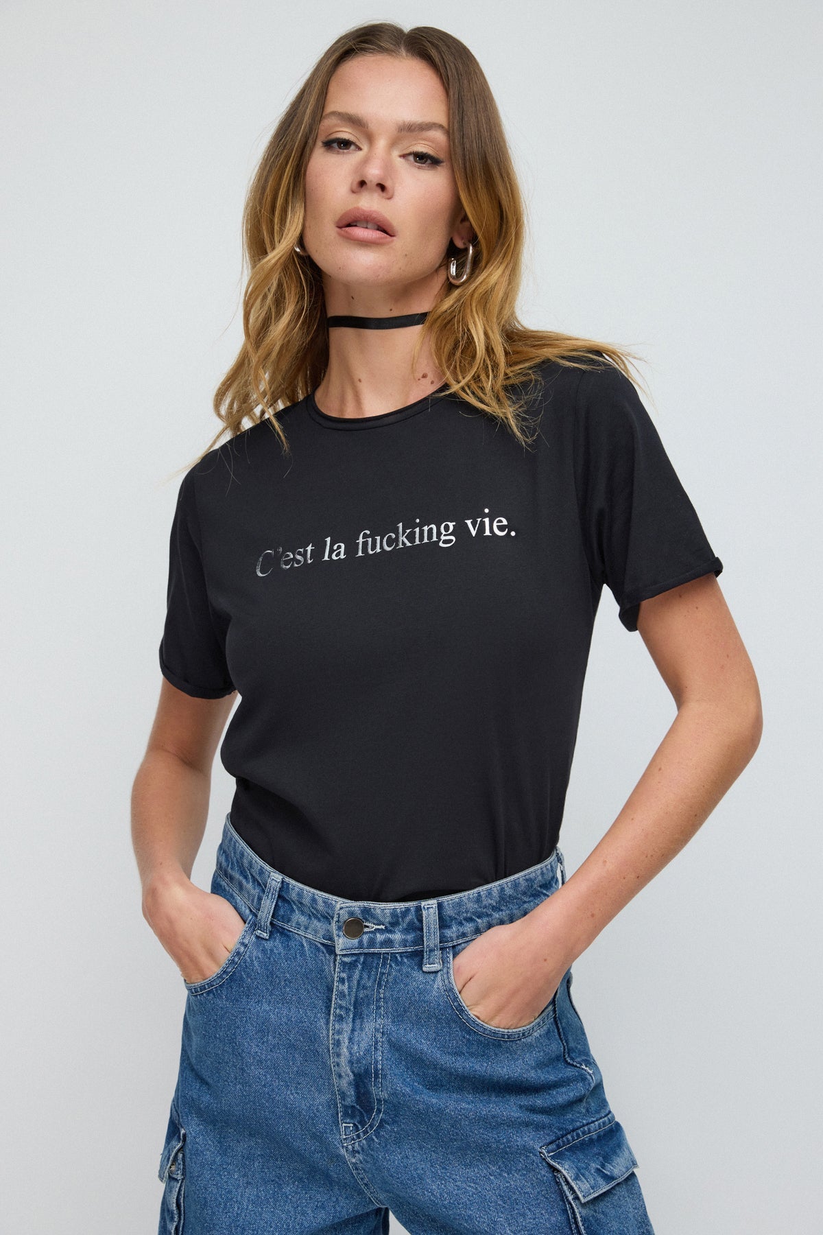Einfaches T-Shirt mit Slogan-Aufdruck