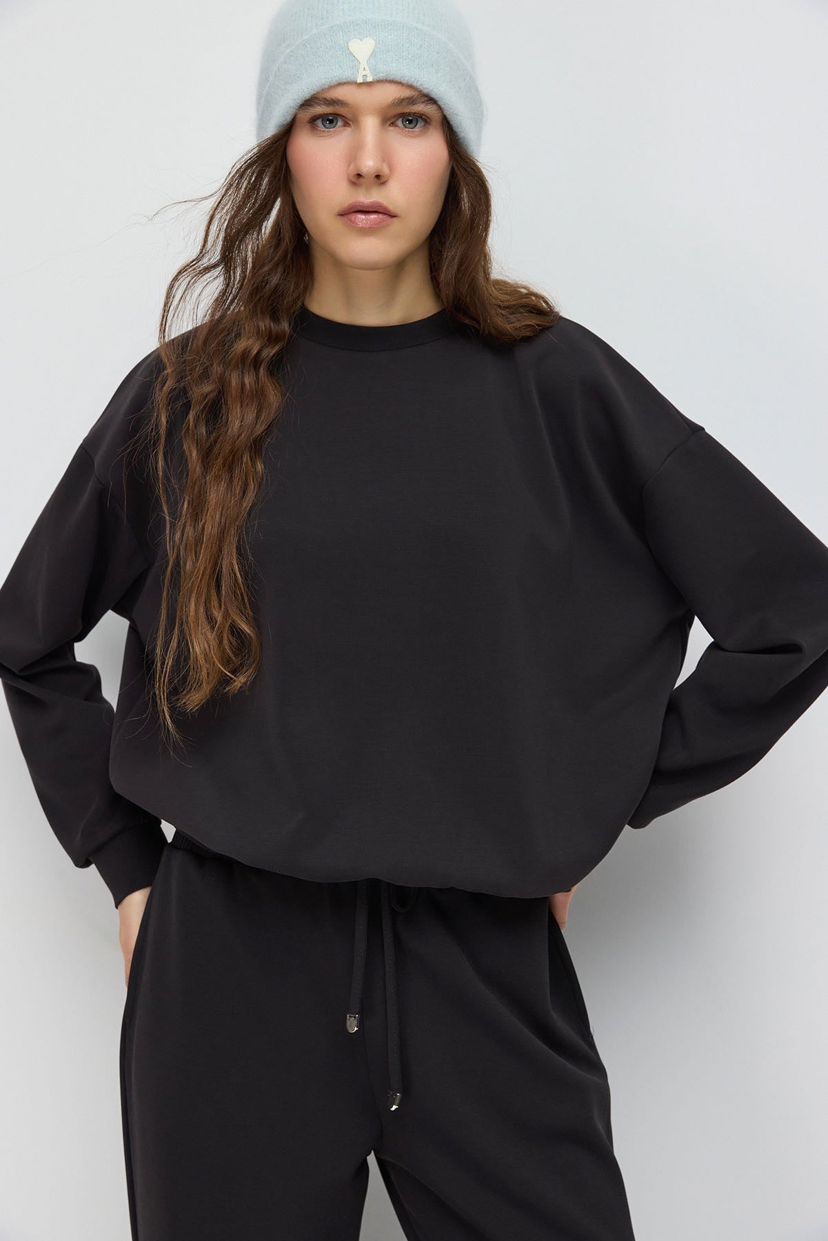Basic Sweatshirt