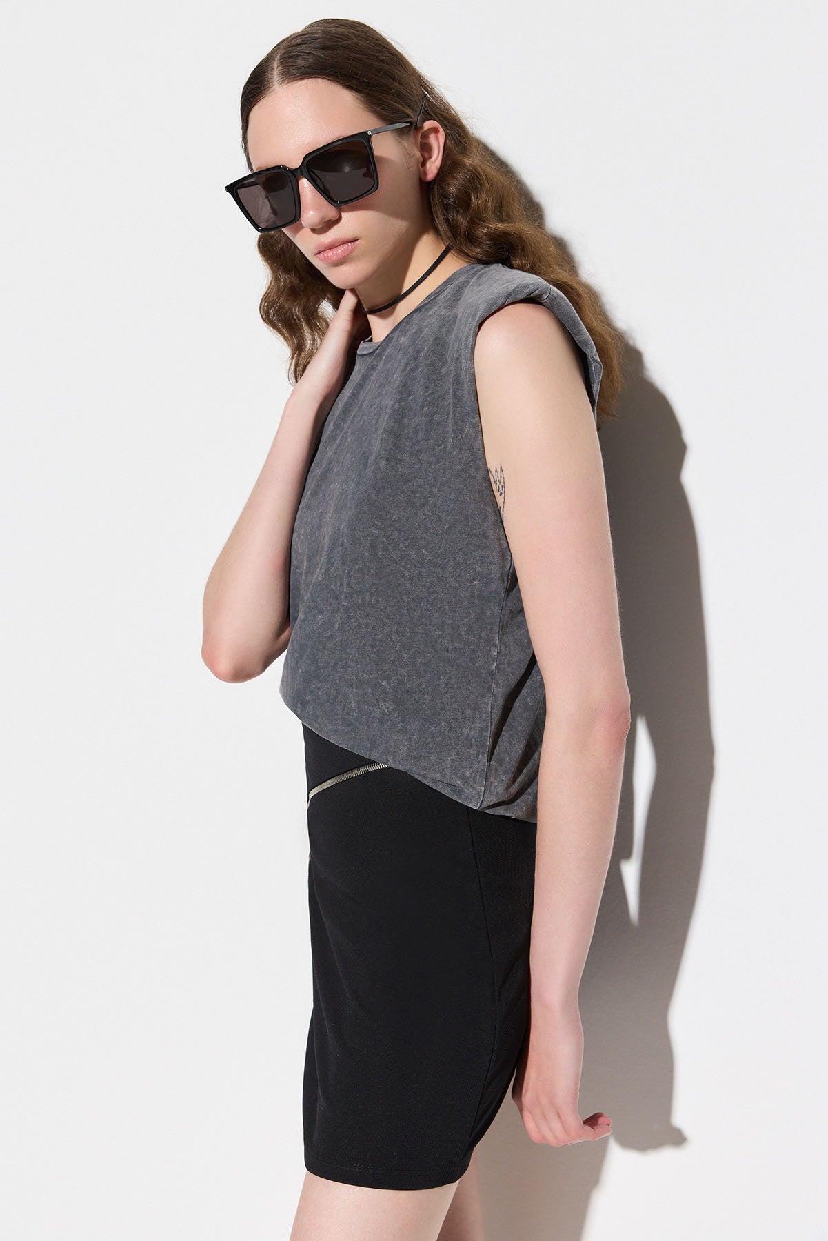 Gepolstertes T-Shirt