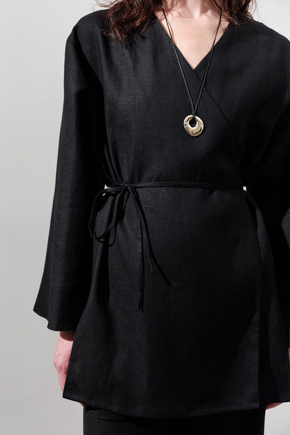 Kimono aus Leinen mit Wickelverschluss, schwarz
