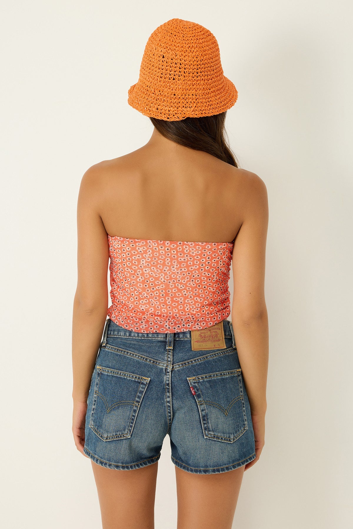 Trägerloses Crop-Top
