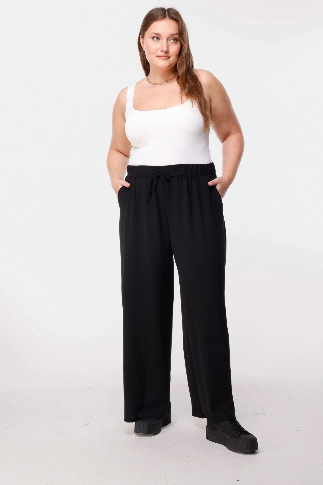 Stretch-Jersey-Hose mit weitem Bein
