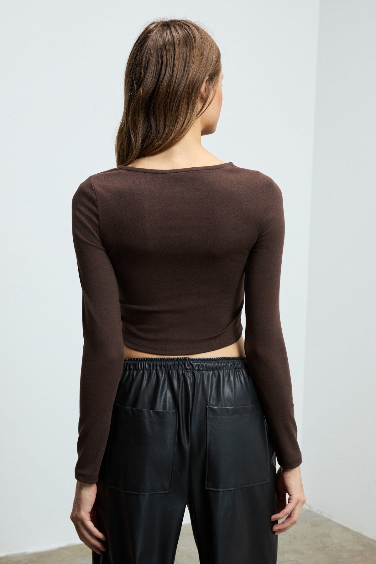 ETHIQUET SWAY Damenbluse, Button-Crop Braun