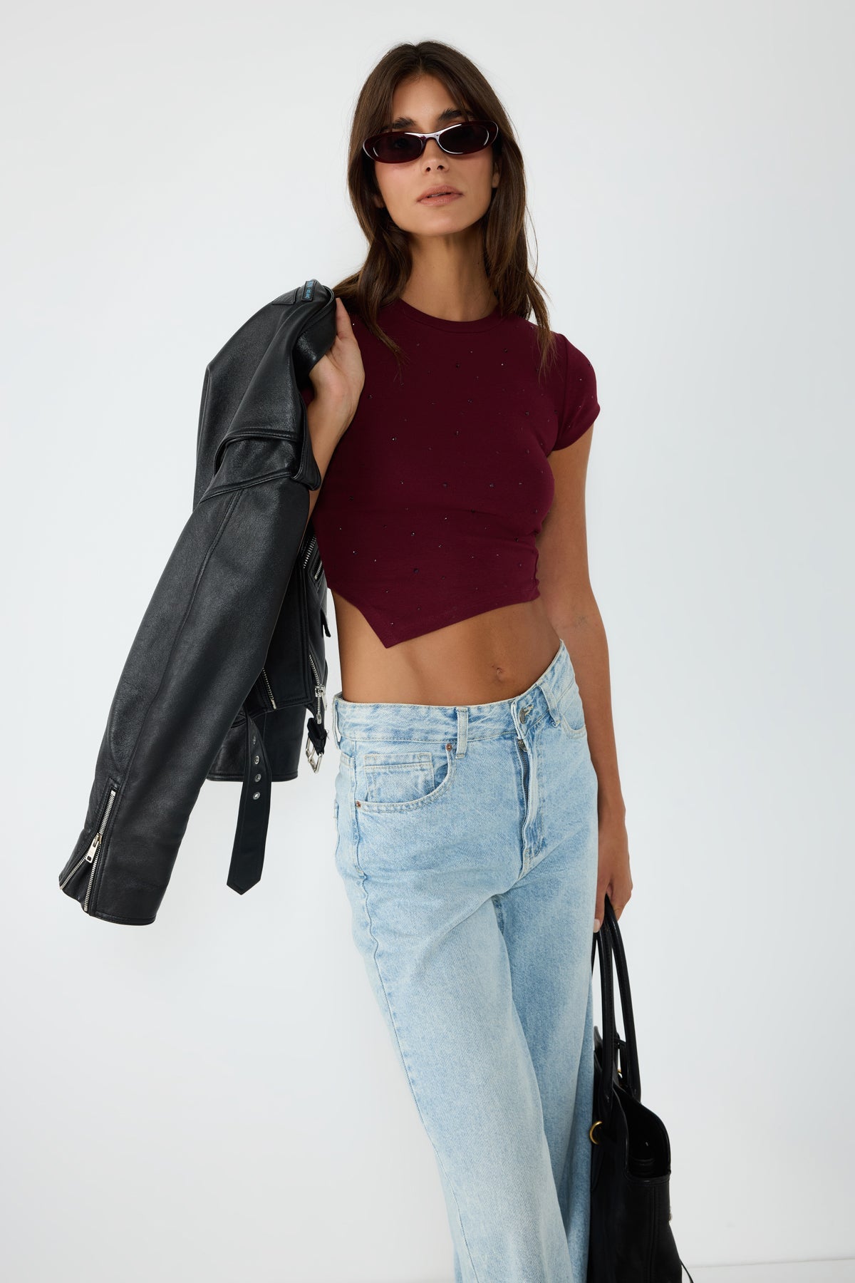 Asymmetrischer Body mit Steinverzierungen