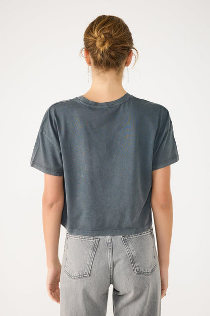 Crop-T-Shirt mit Steinverzierungen