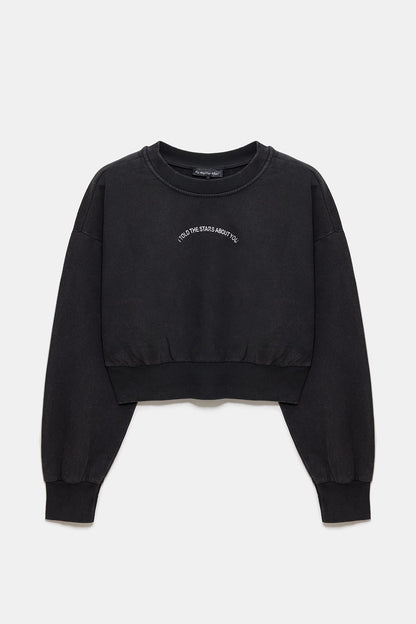 Sweatshirt mit Steinverzierungen