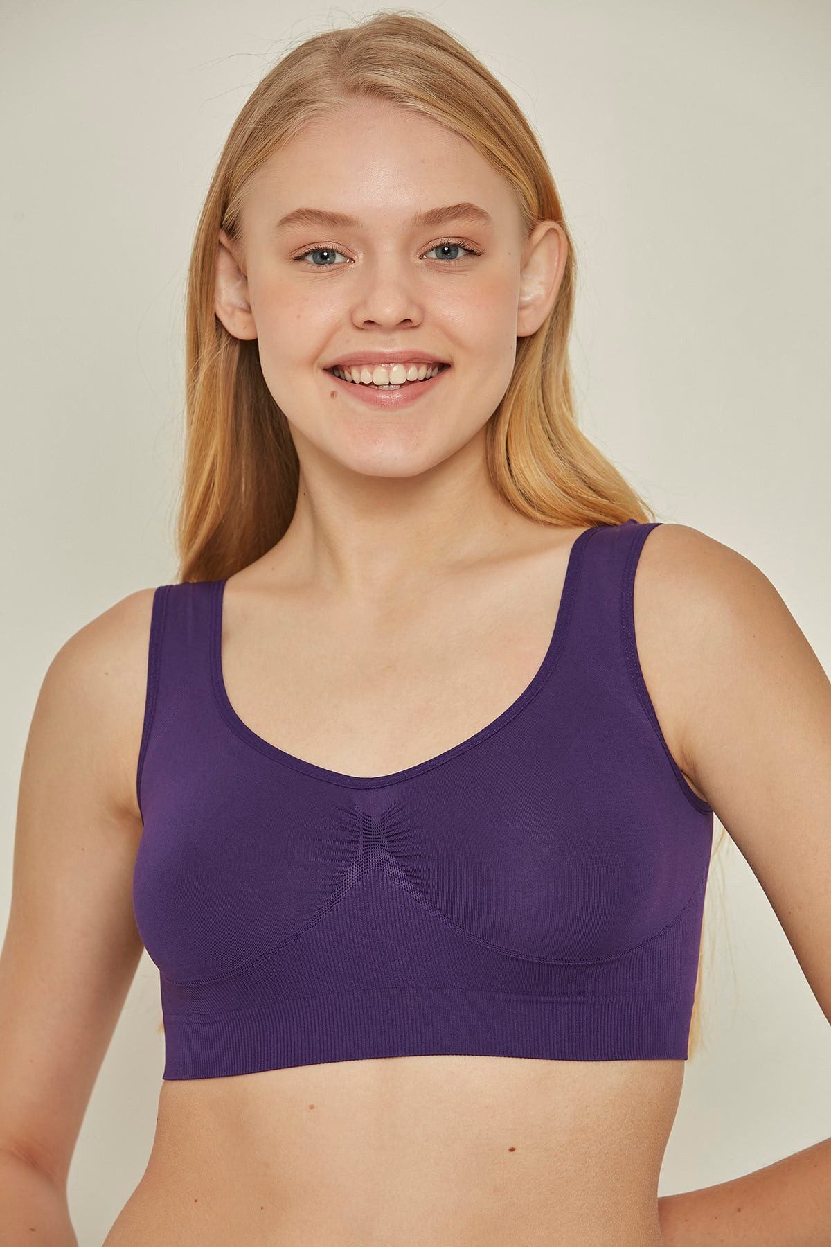 Nahtloses Bustier mit breiten Trägern