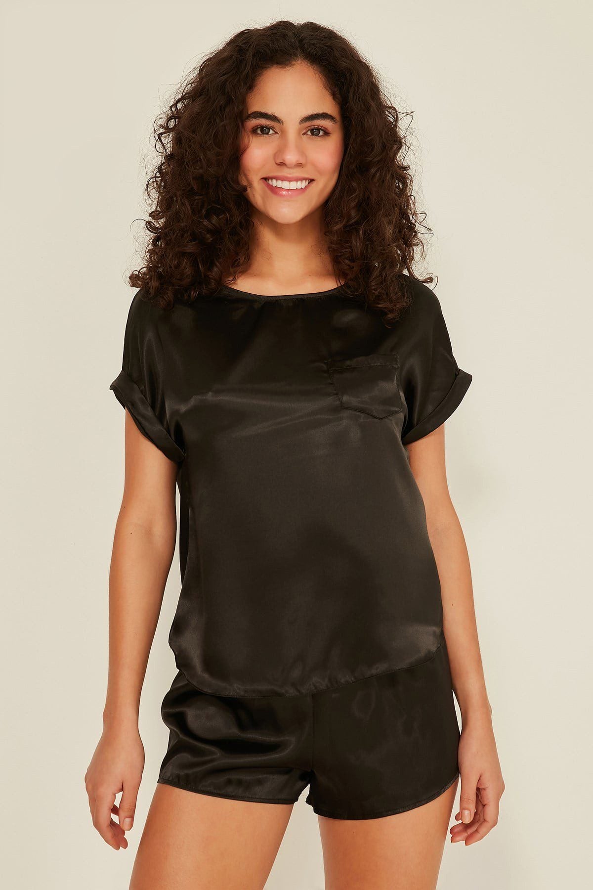 Damen Satin T-Shirt Shorts Set