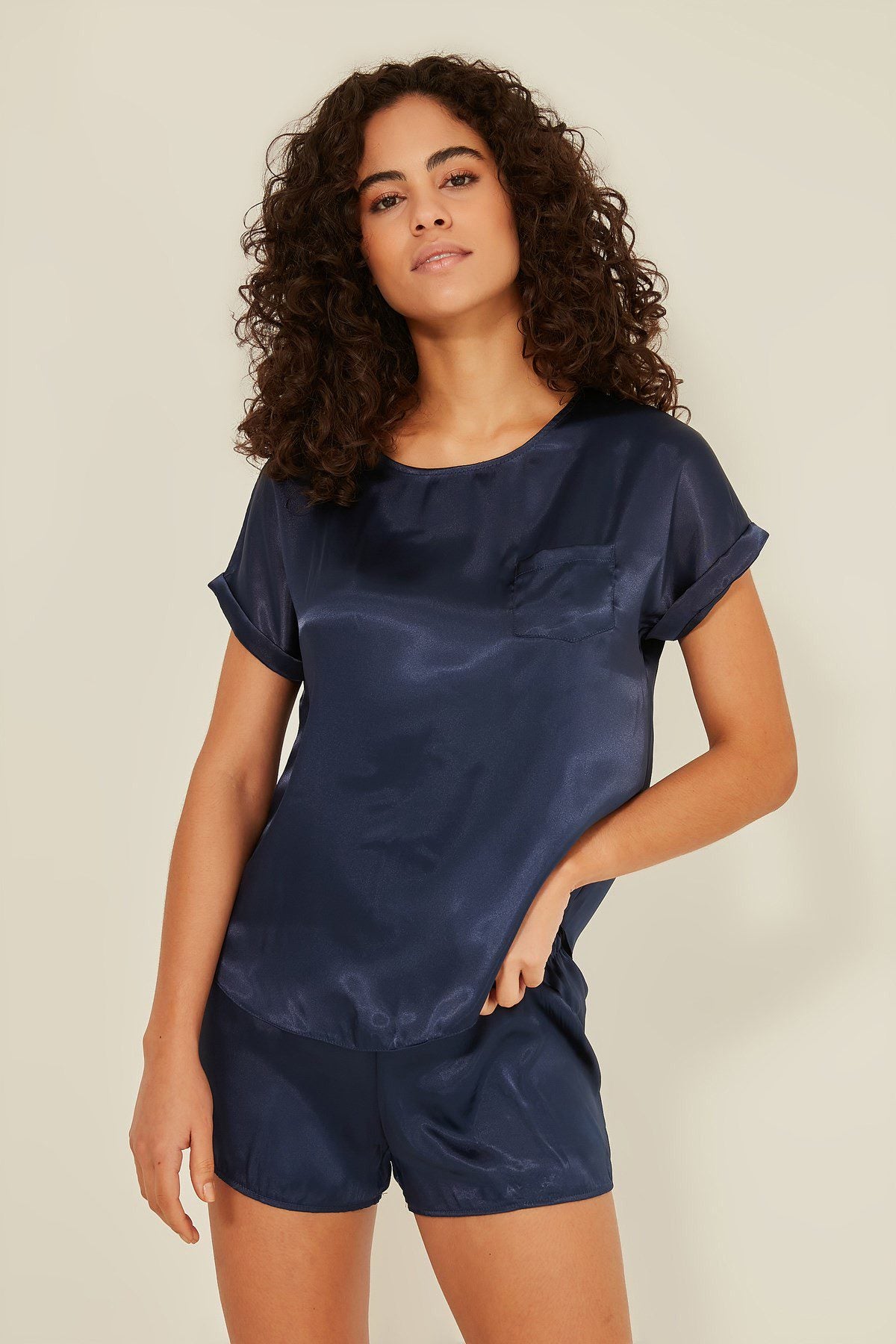 Damen Satin T-Shirt Shorts Set