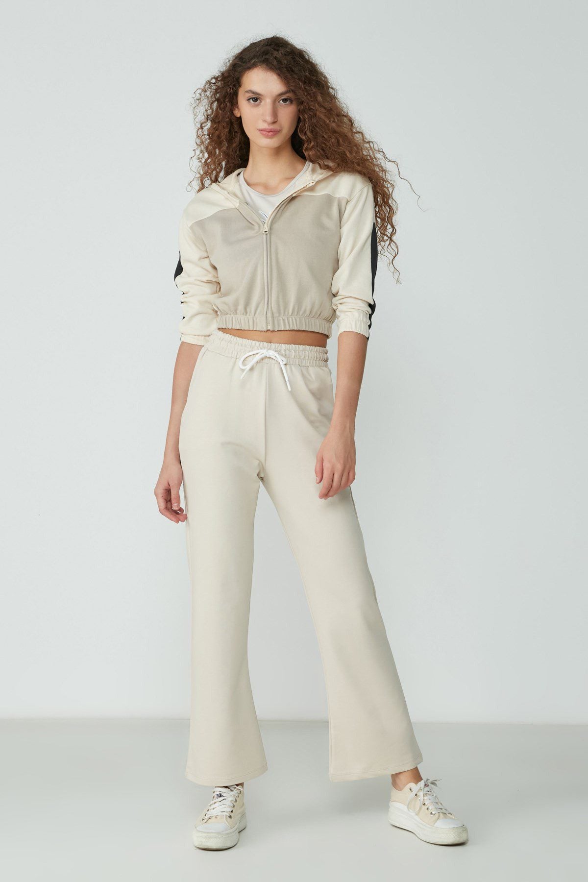 Deutsche Flare-Sweatpants