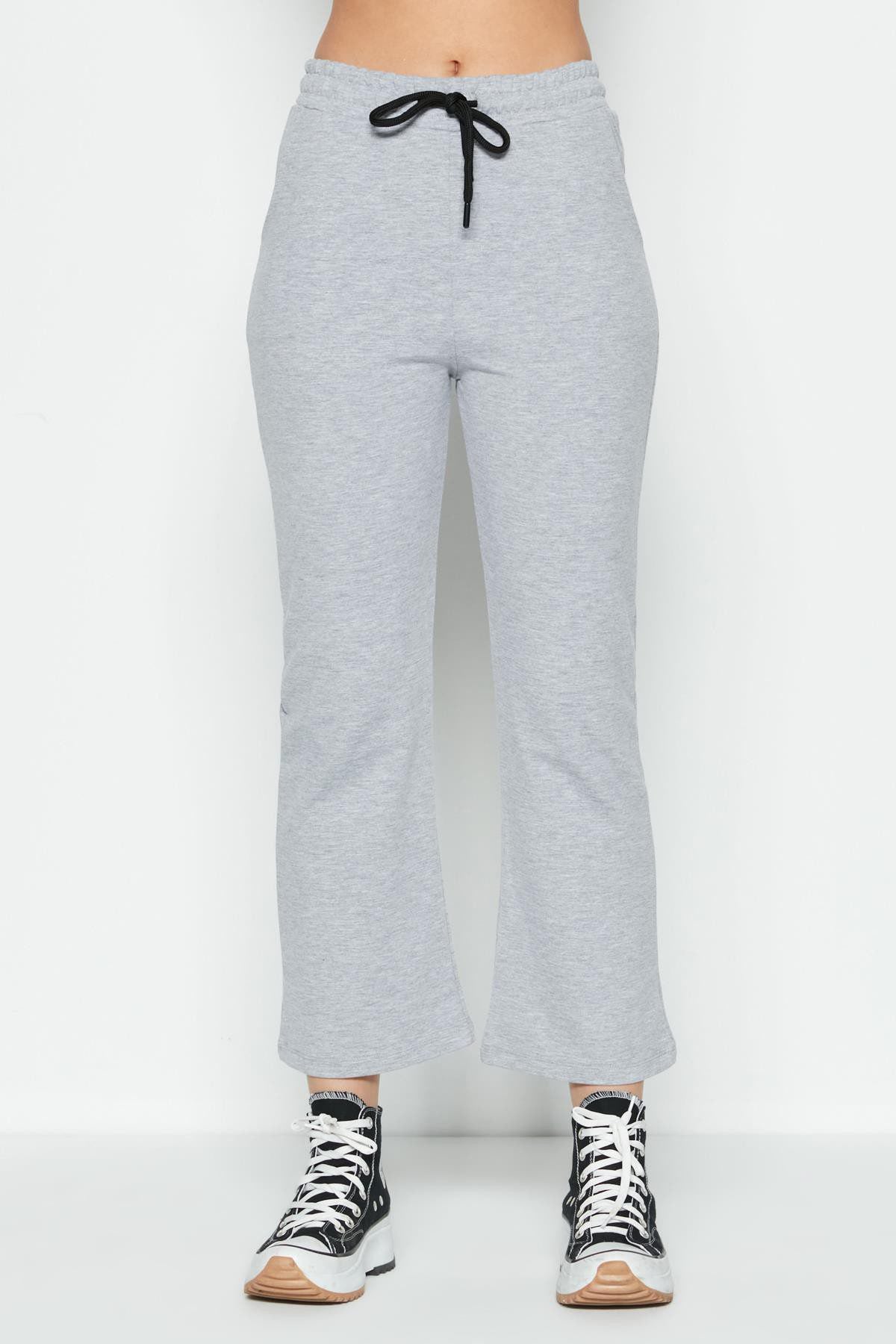 Deutsche Flare-Sweatpants