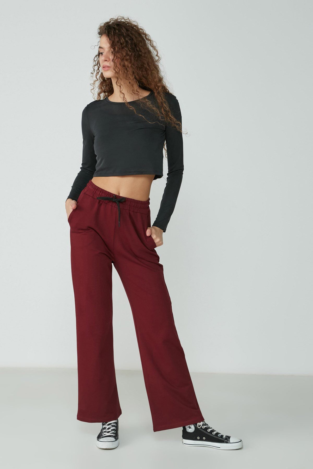 Deutsche Flare-Sweatpants