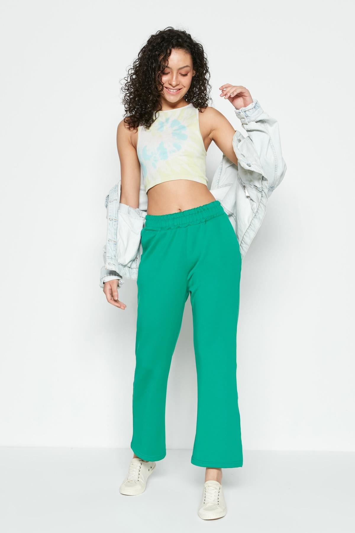 Deutsche Flare-Sweatpants