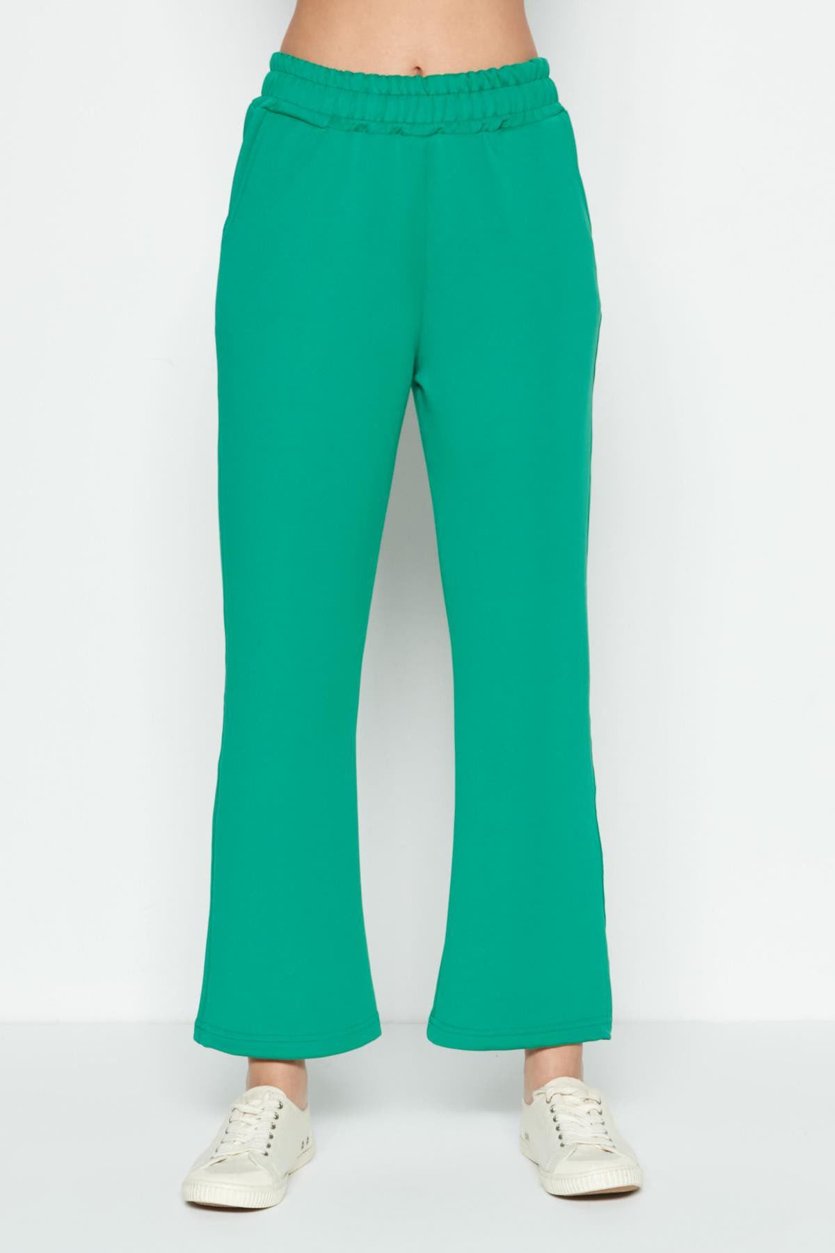 Deutsche Flare-Sweatpants