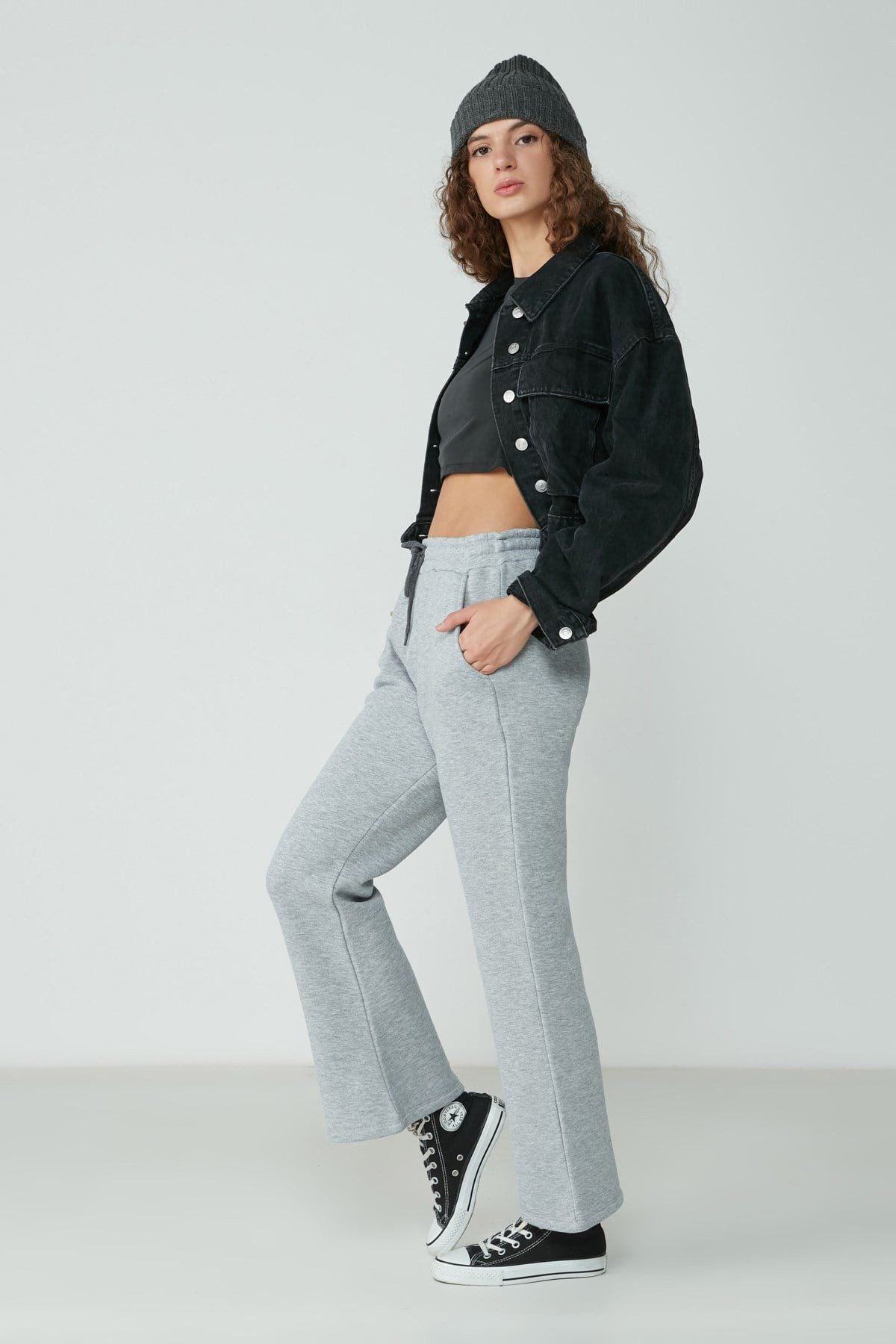 Deutsche Flare-Sweatpants
