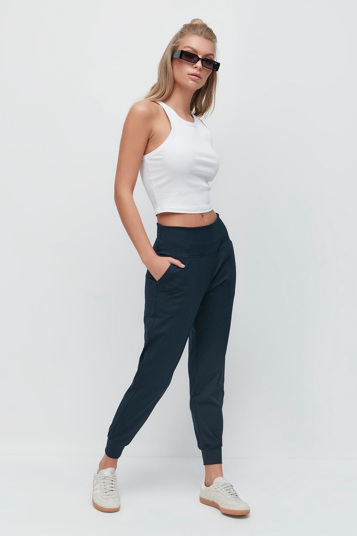 Hochtaillierte Jogger-Sweatpants mit Bündchen