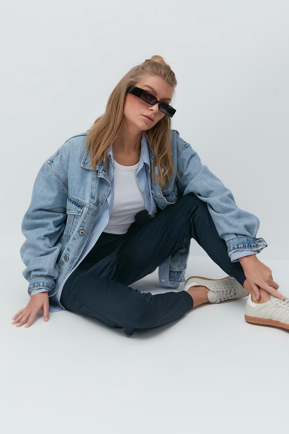 Hochtaillierte Jogger-Sweatpants mit Bündchen