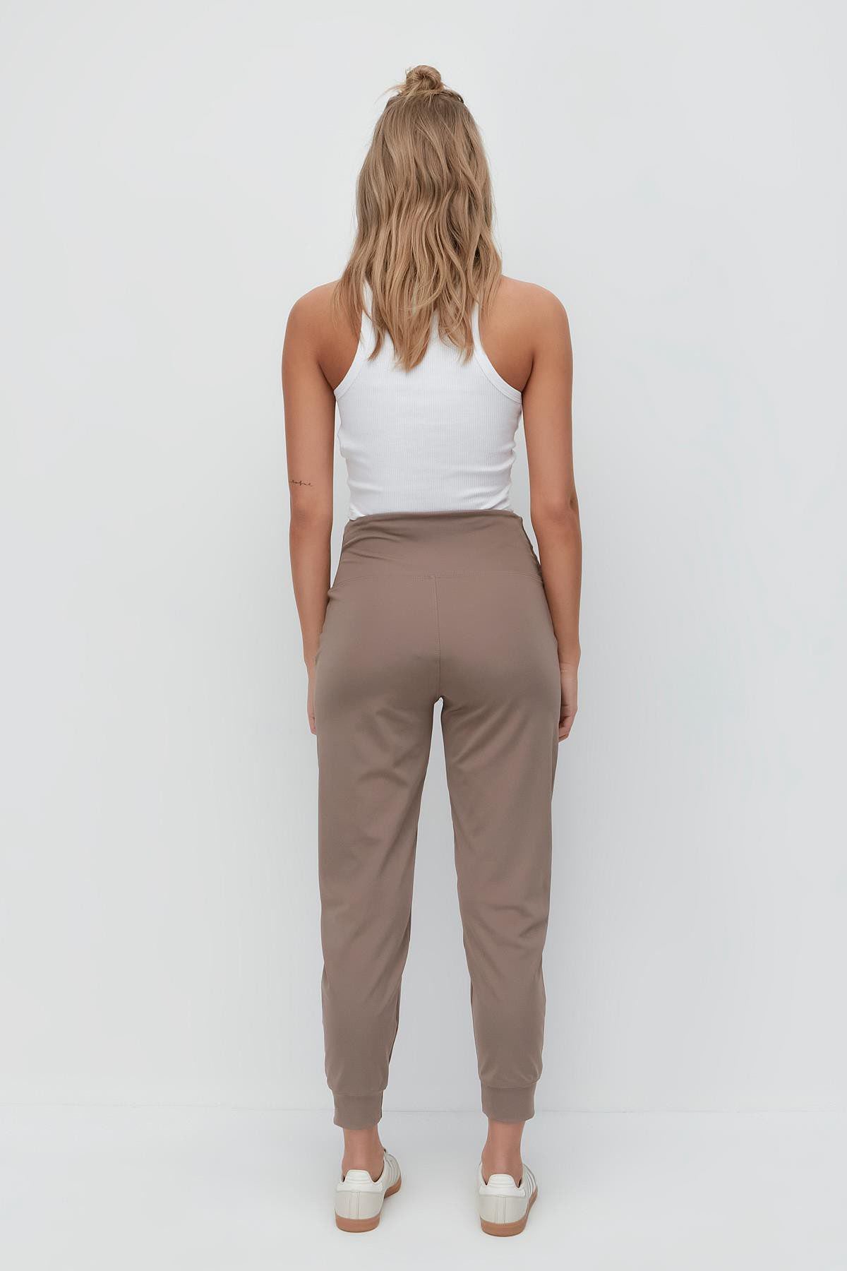Hochtaillierte Jogger-Sweatpants mit Bündchen