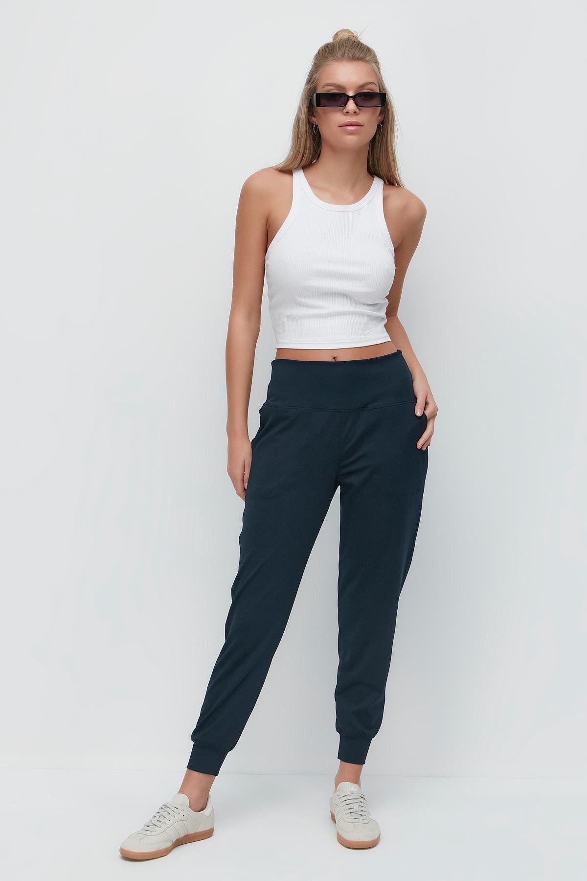 Hochtaillierte Jogger-Sweatpants mit Bündchen