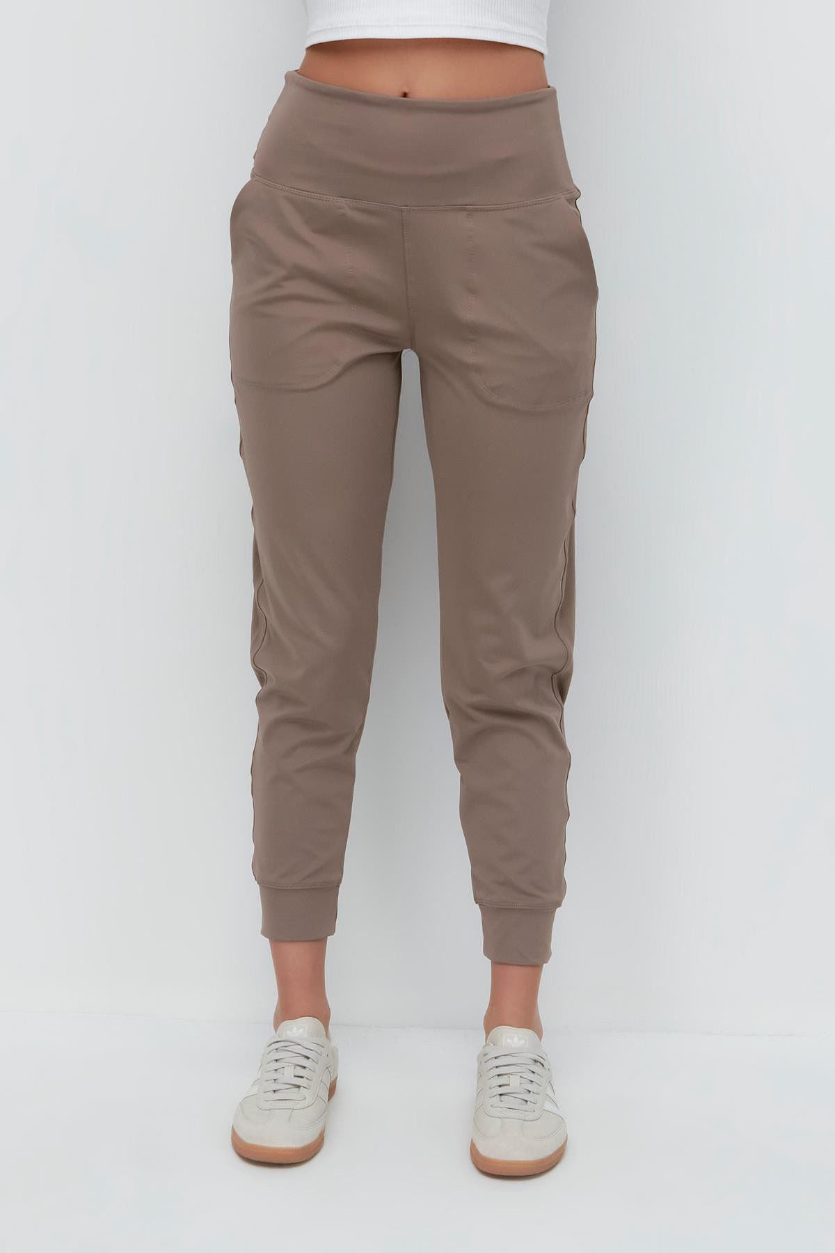 Hochtaillierte Jogger-Sweatpants mit Bündchen