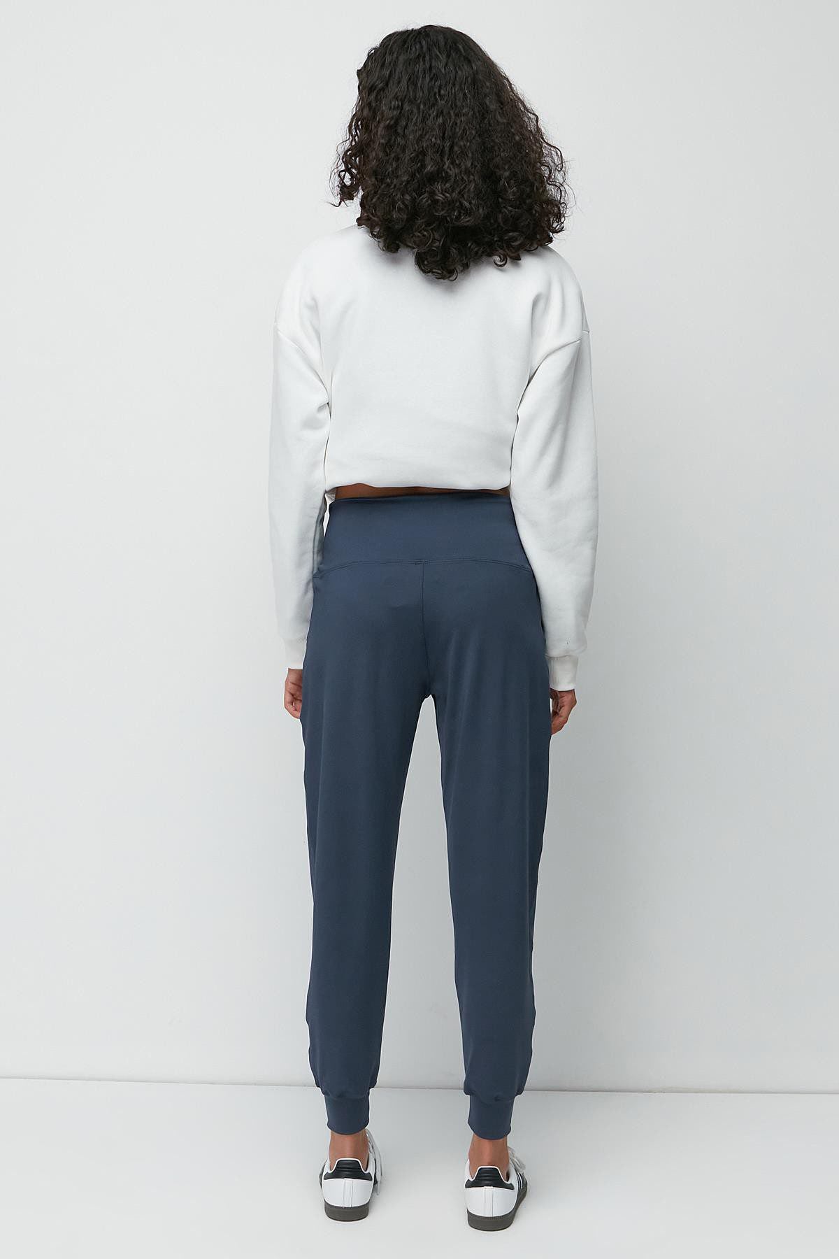Hochtaillierte Jogger-Sweatpants mit Bündchen