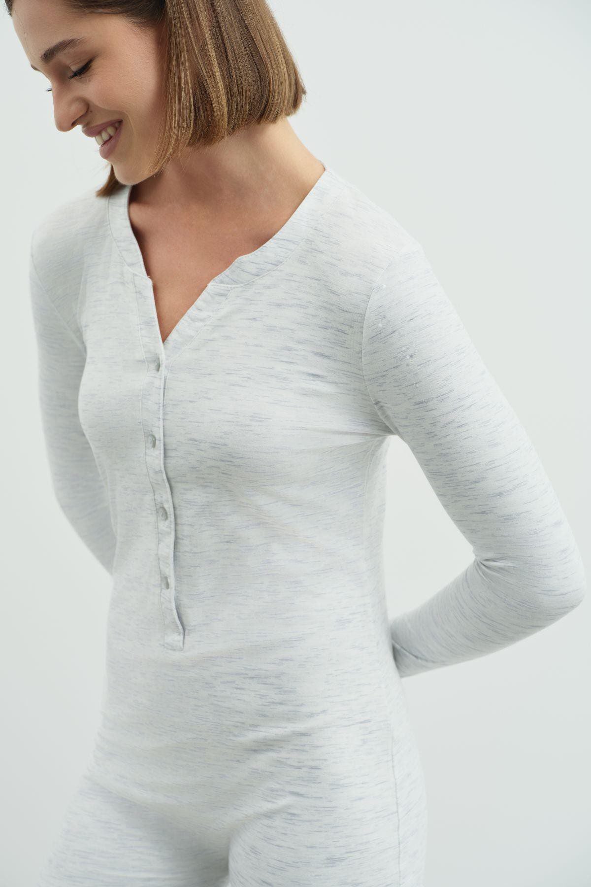 Geknöpfter Kurzoverall