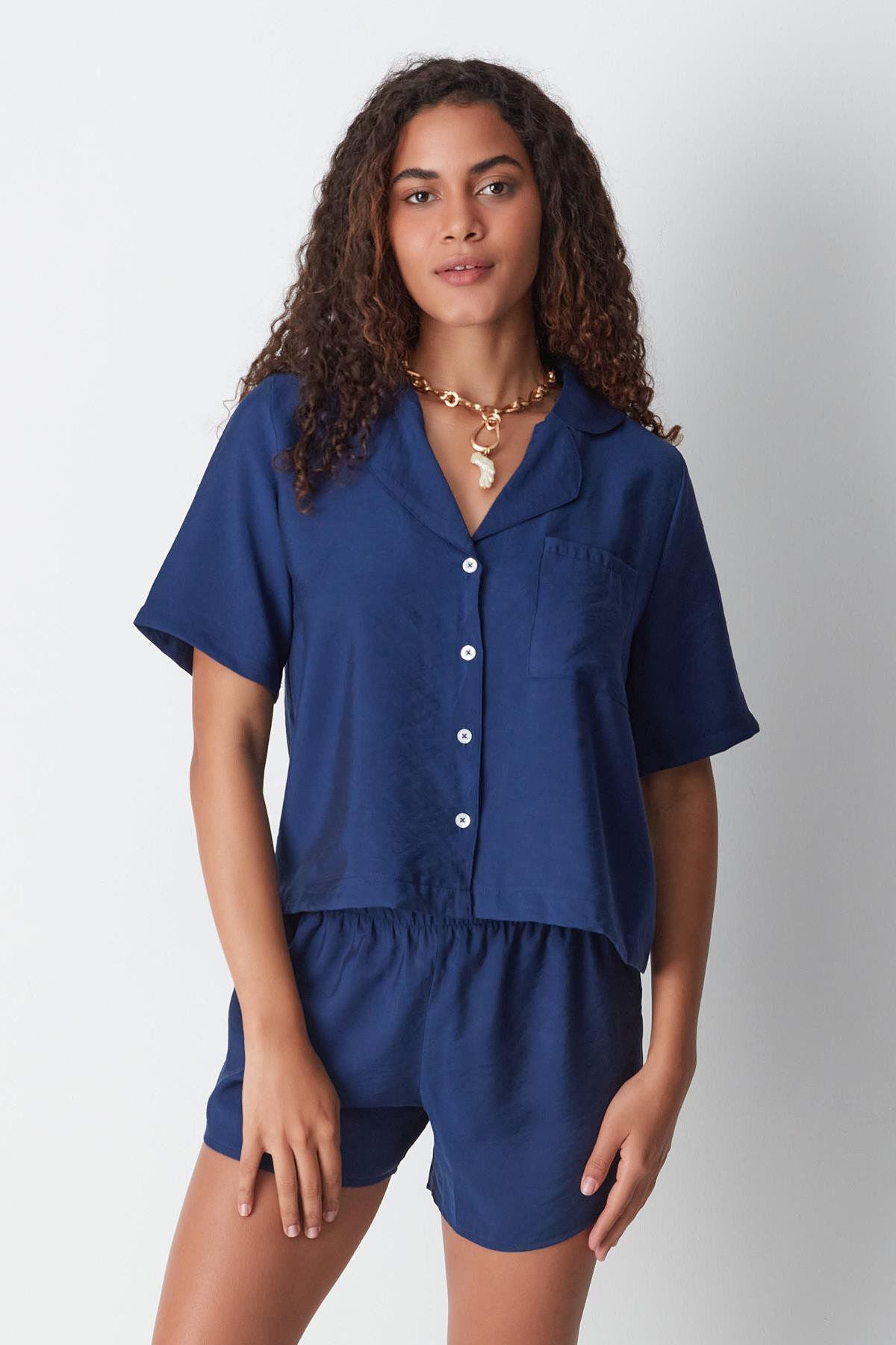 Kurzarmhemd und Shorts Set