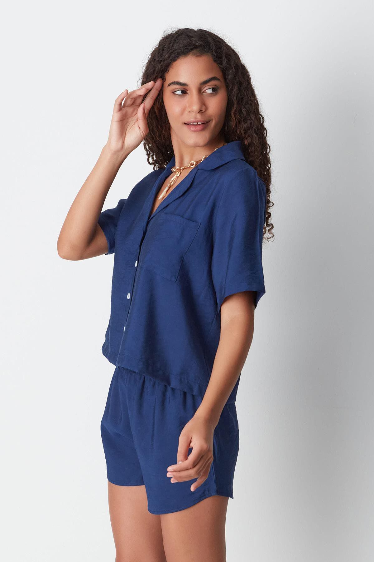 Kurzarmhemd und Shorts Set