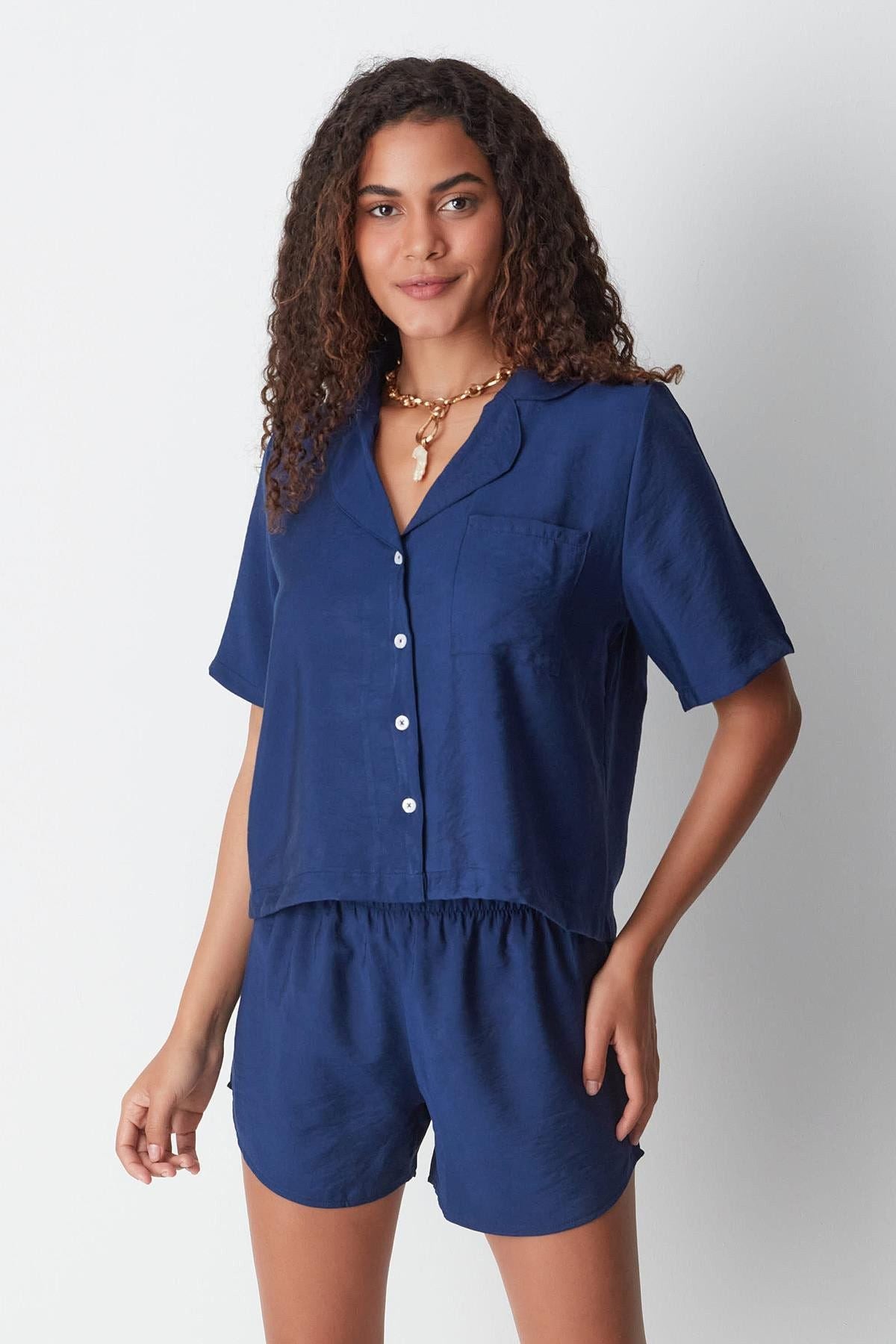 Kurzarmhemd und Shorts Set