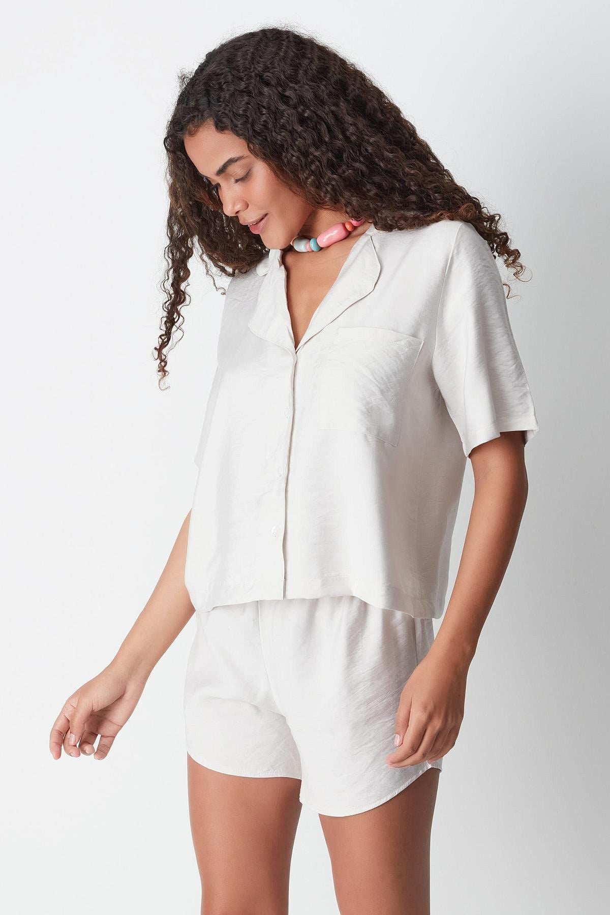 Kurzarmhemd und Shorts Set
