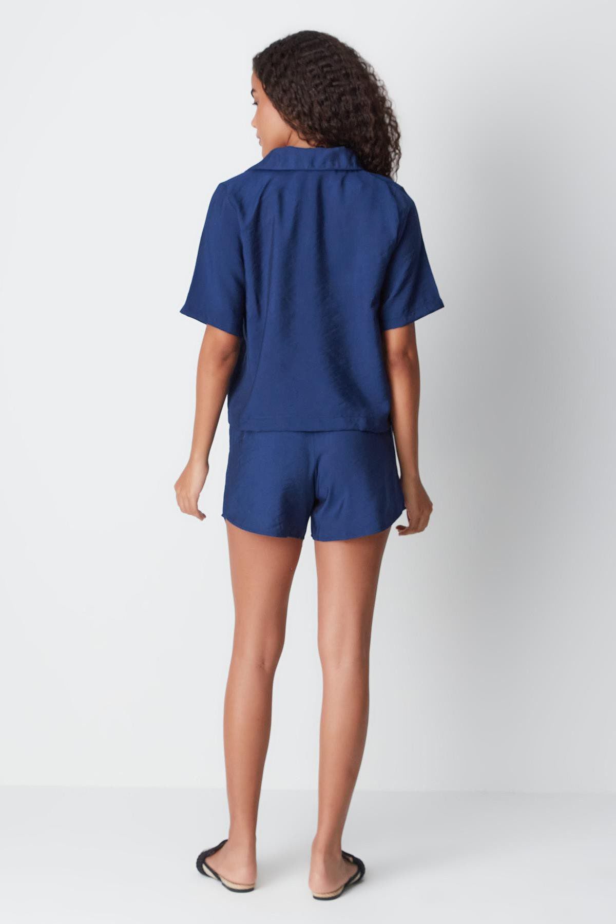 Kurzarmhemd und Shorts Set