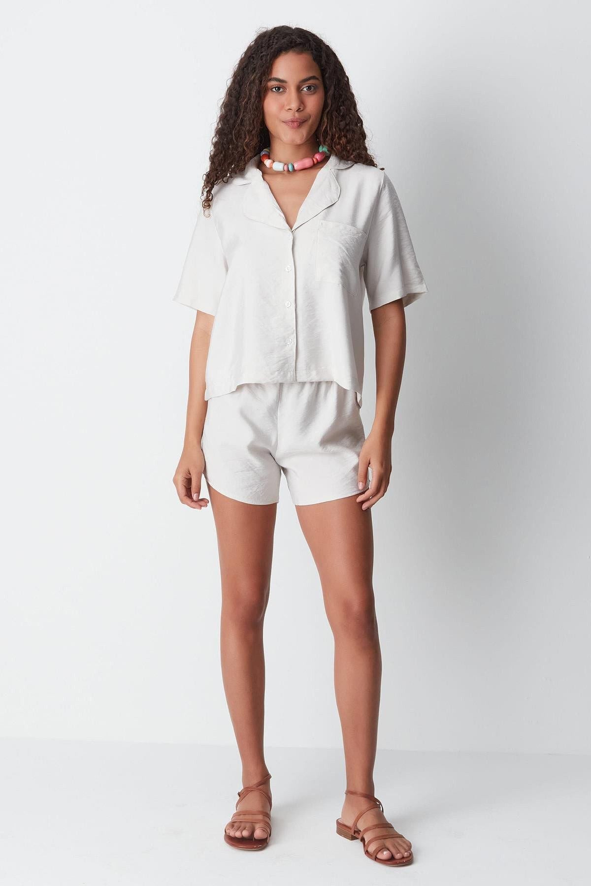Kurzarmhemd und Shorts Set