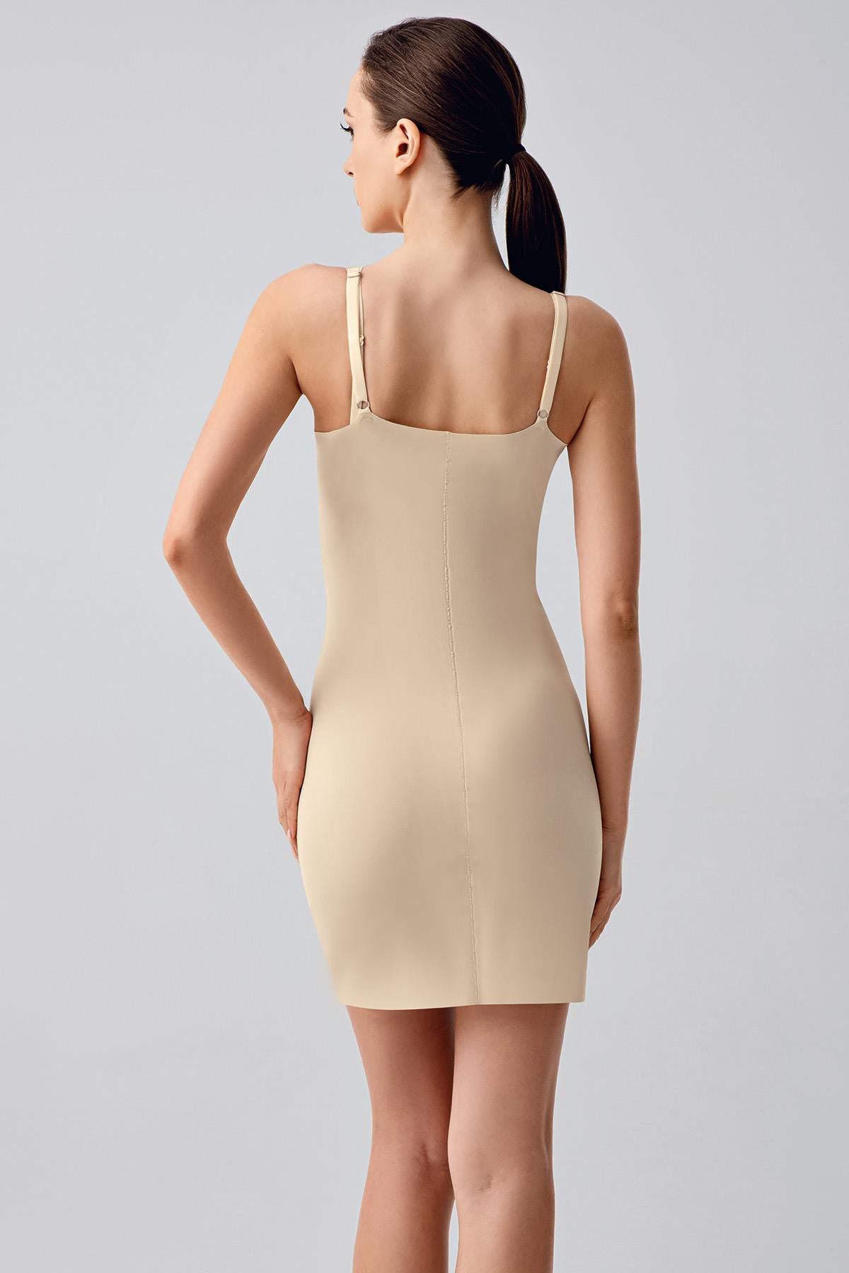 Laser-Cut Offene Brustkleid C19220 Cappuccino