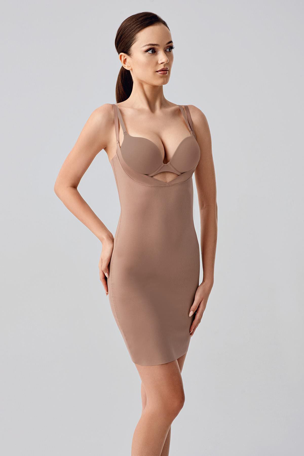 Laser-Cut Offene Brustkleid C19220 Cappuccino